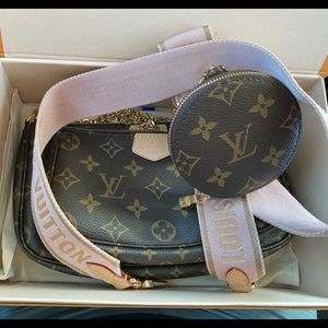 Louis Vuitton pink multi pochette accessorie